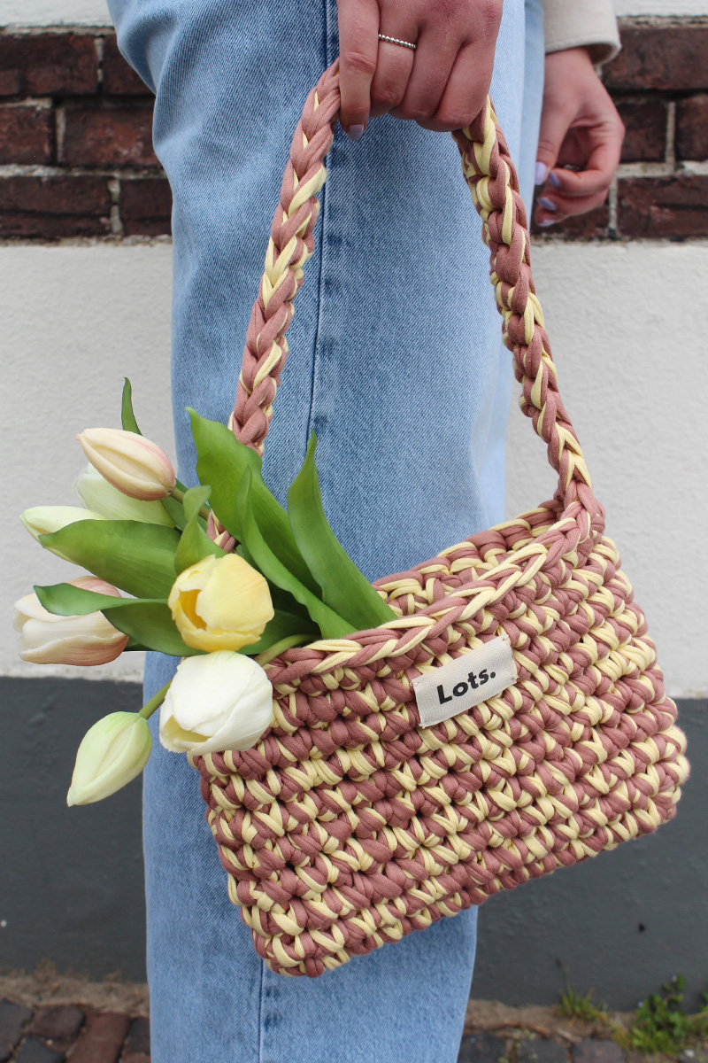 Sfeerbeeld tas bruin geel 2