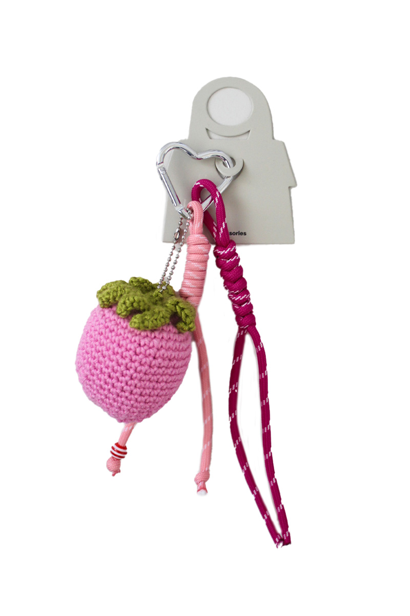 Bag charm aardbei zachtroze